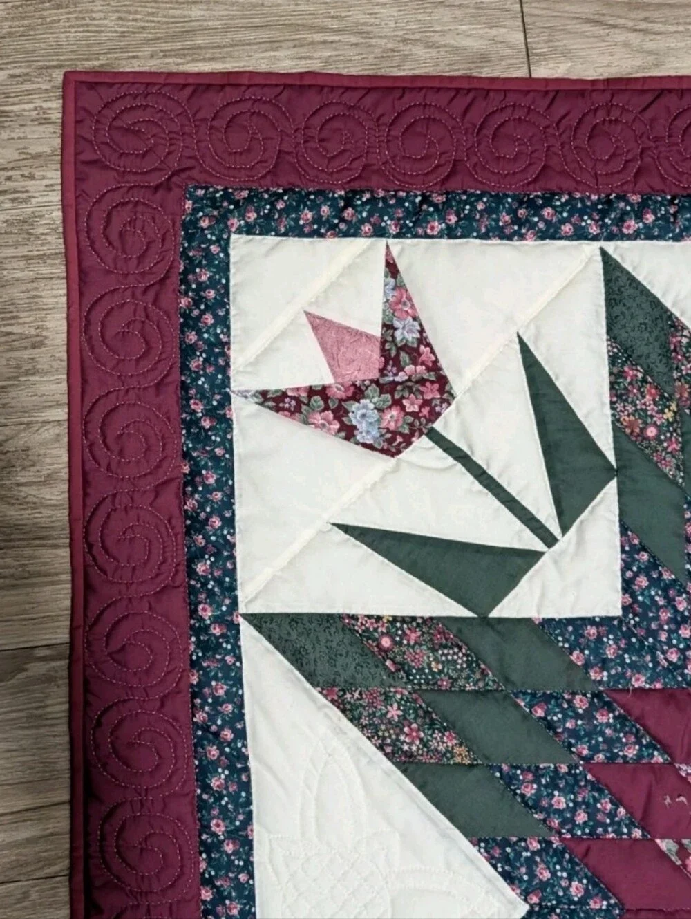 Handmade Lone Star Quilt Star of Beauty Wall Hanging Floral Tulip Quilt 45